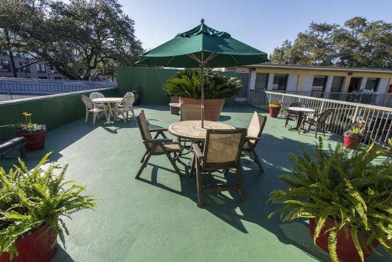 Quality Inn Savannah Historic District Экстерьер фото